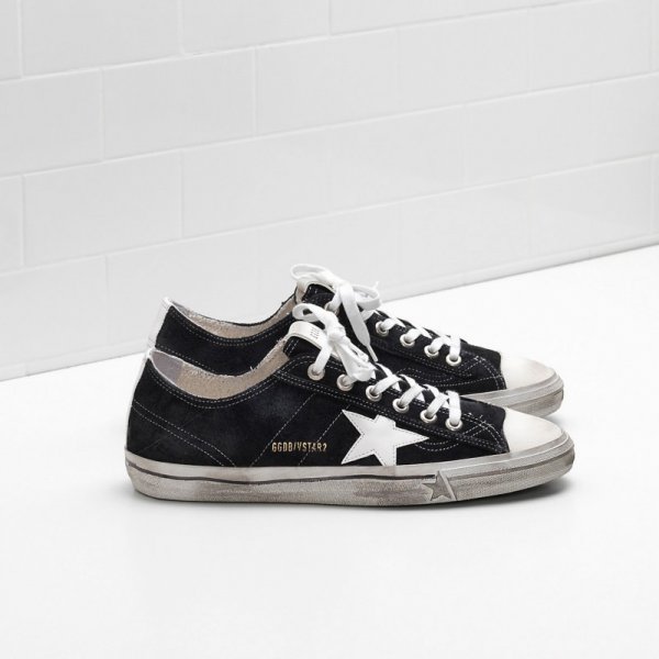 Golden Goose V-Star Sneakers Black Women